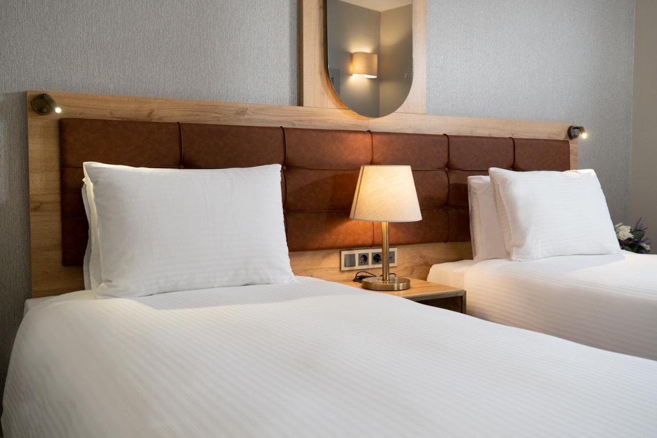 Grand Sirkeci Hotel Истанбул Екстериор снимка